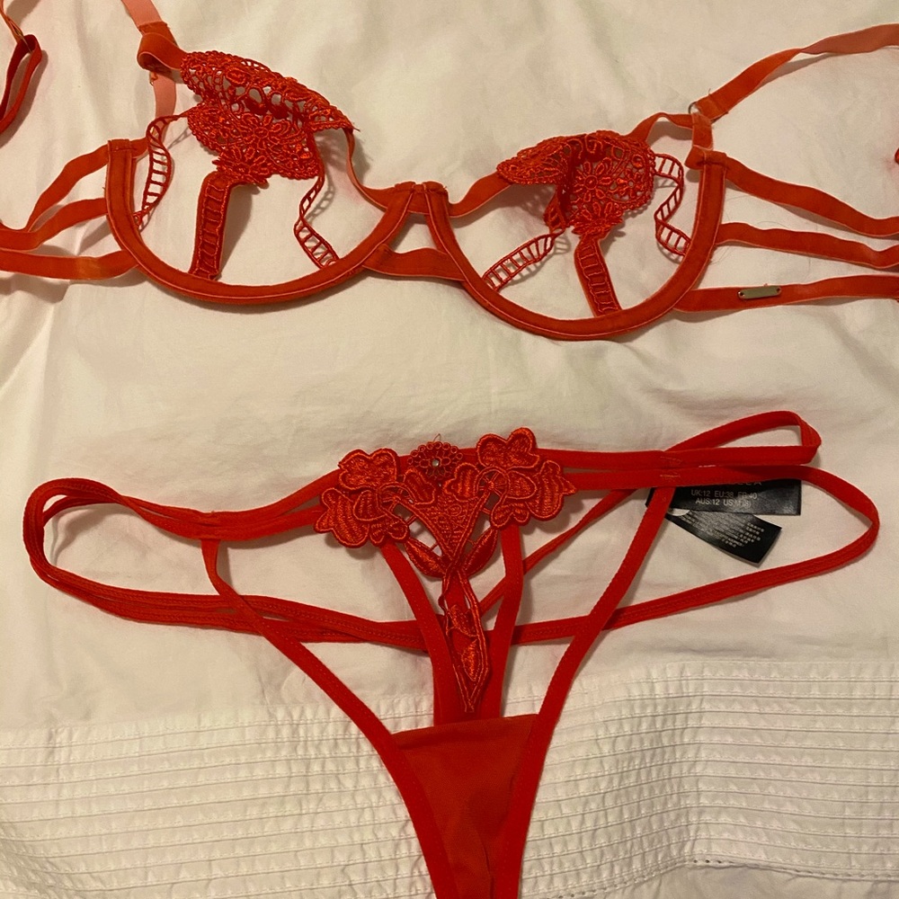 Bluebella Lingere Set